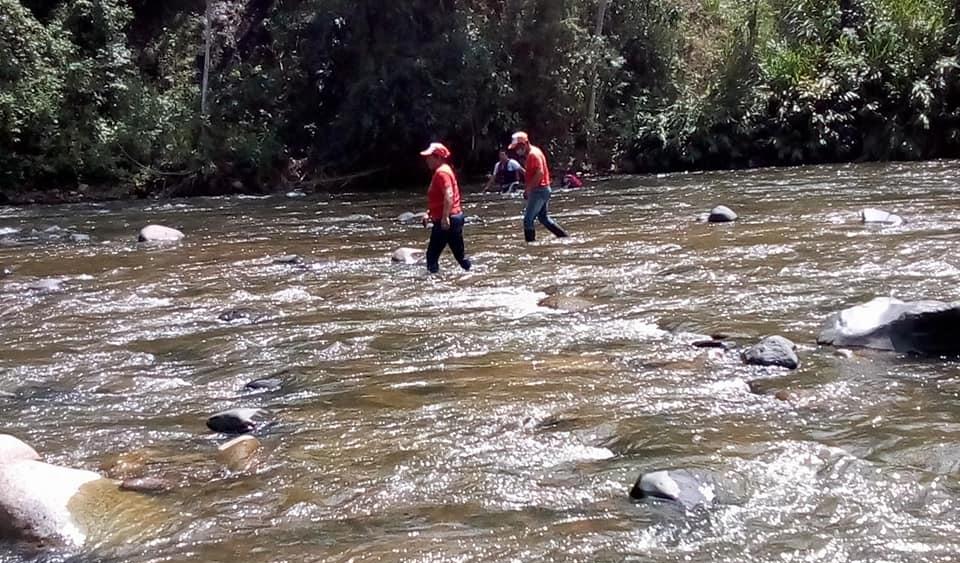 Angustiosa búsqueda de bañista desaparecido en Acevedo 4