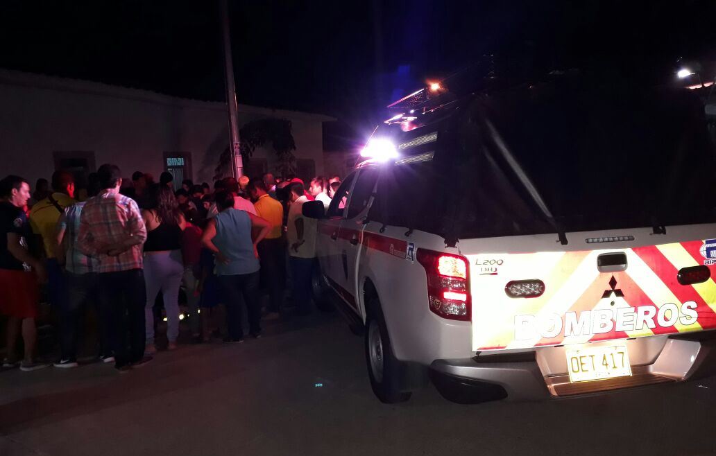 Dos adolescentes lesionadas tras aparatoso accidente en vereda de Gigante 1