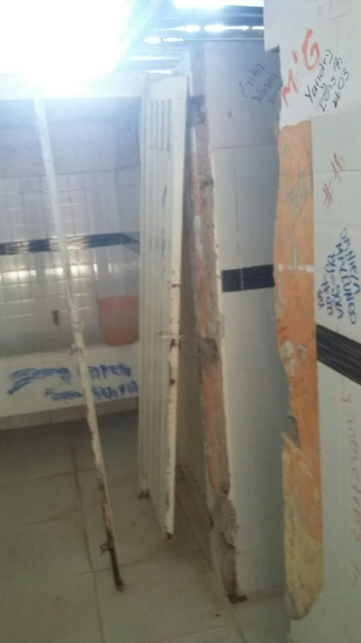 Inconformismo en colegio de Hobo por implementación de la Jornada Unica 5