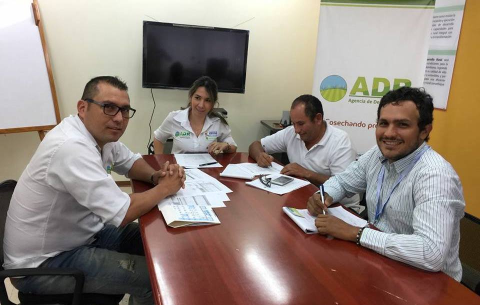 60 cafeteros de Pitalito tendrán secaderos para los próximos 20 años gracias a la ADR 2