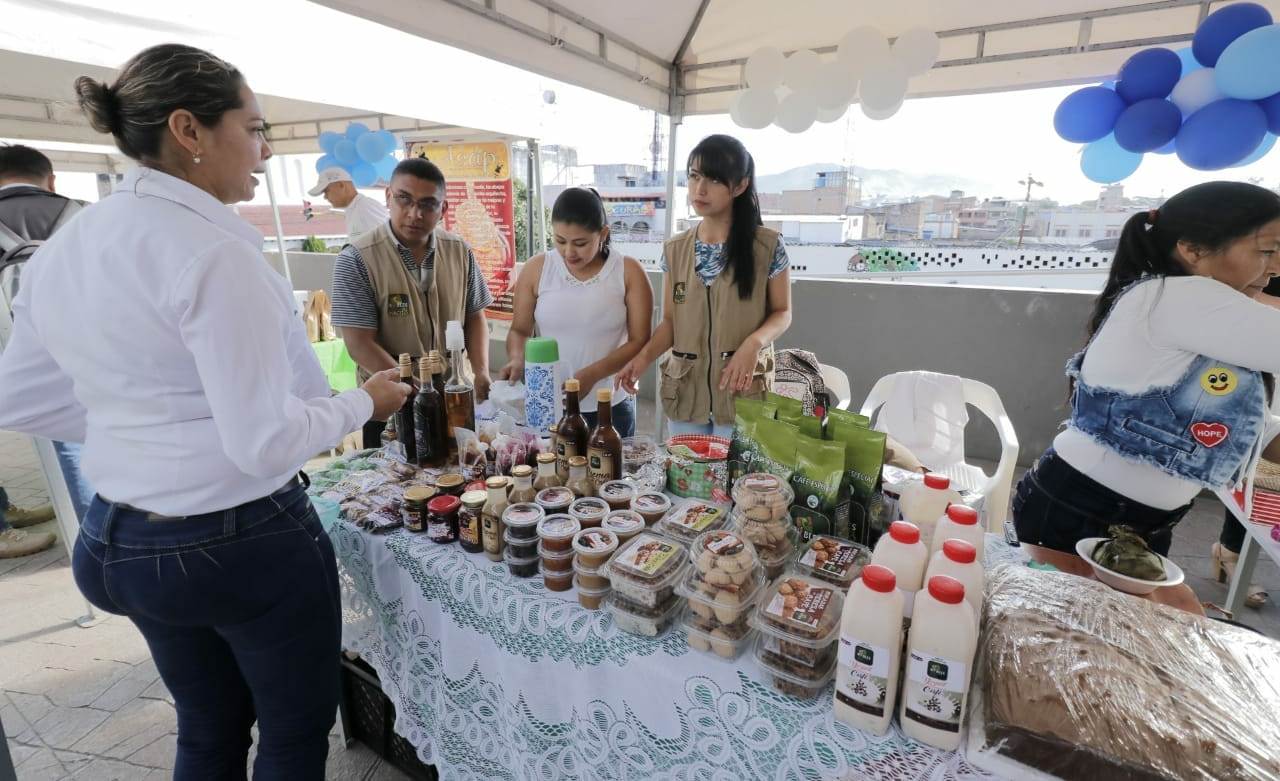 Con éxito se desarrollo la II Feria Itinerante Mercado Campesino en Pitalito 4