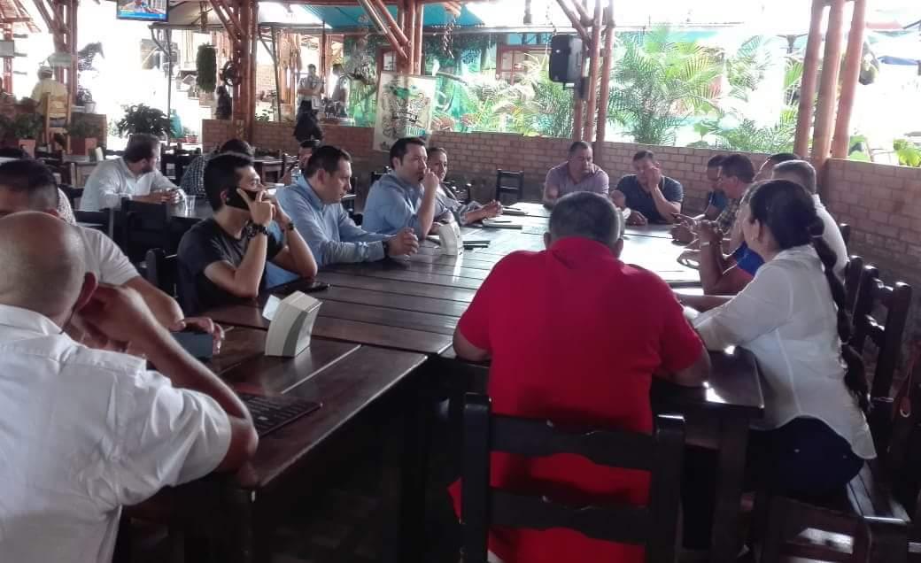 Por crisis vial, camioneros taponarían vías de ingreso y salida al sur del Huila 2