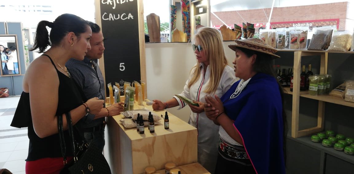 Muestra de artesanías indígenas se cumple en Neiva 3
