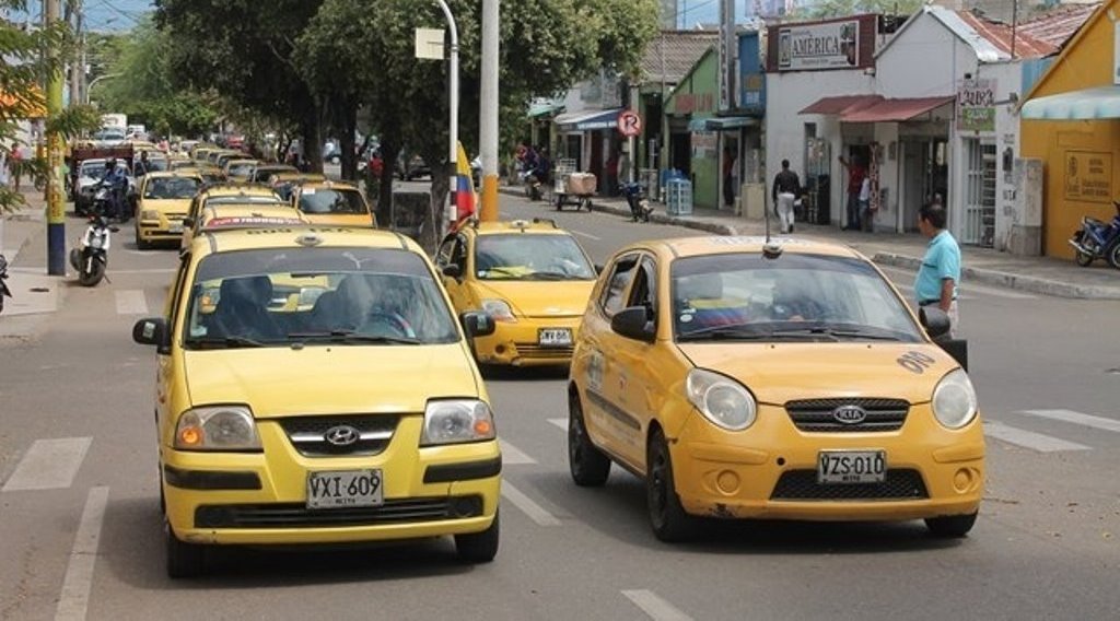 Insólito. En Neiva taxistas se oponen al incremento de tarifas y harán paro si eso se aprueba 2