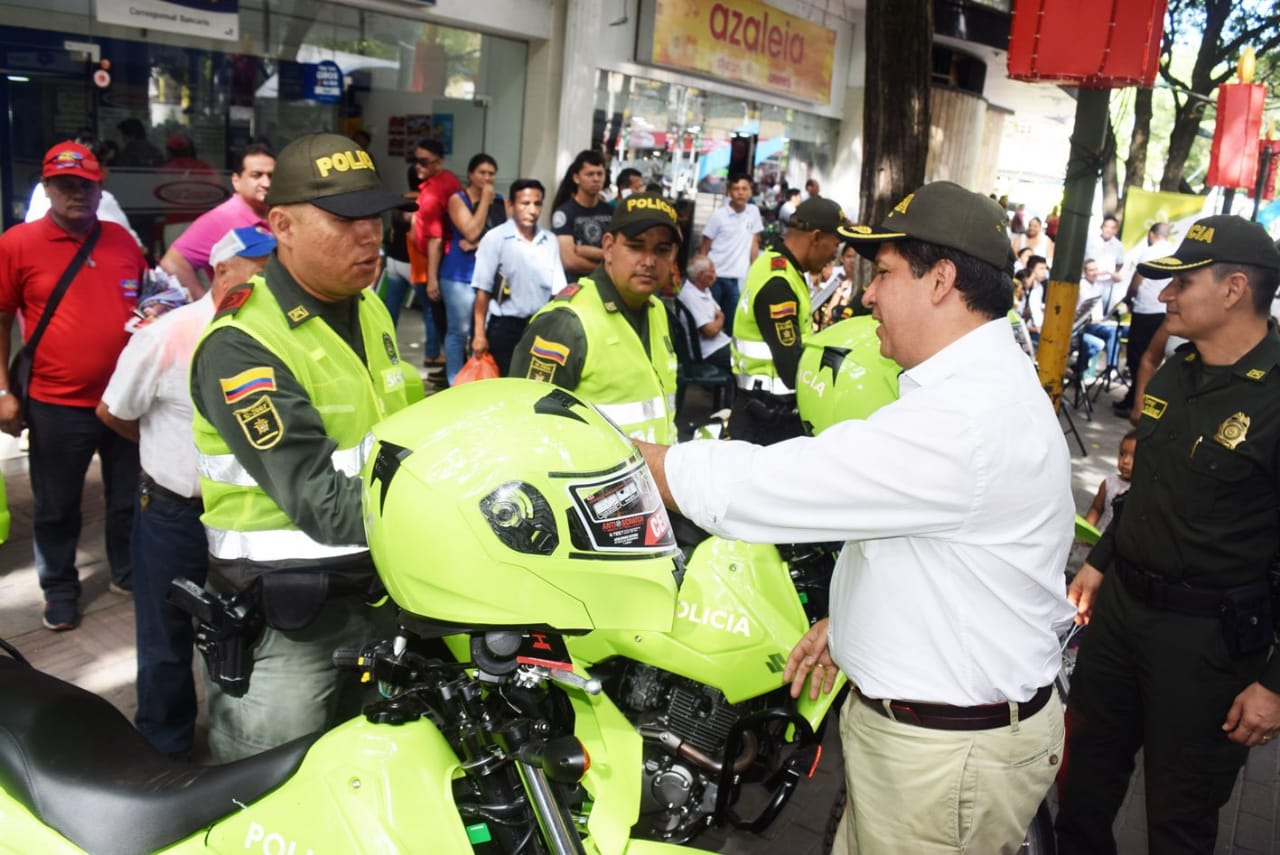 28 nuevas motocicletas fueron entregadas a la Policía Metropolitana de Neiva 4