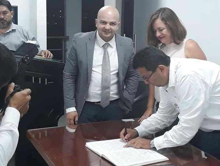 Elías Bermeo, de “cura Youtuber” a Secretario de Educación de Pitalito 3