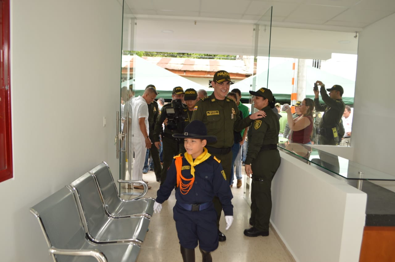 Fue puesta al servicio nueva estación de Policía en el municipio de Aipe 5