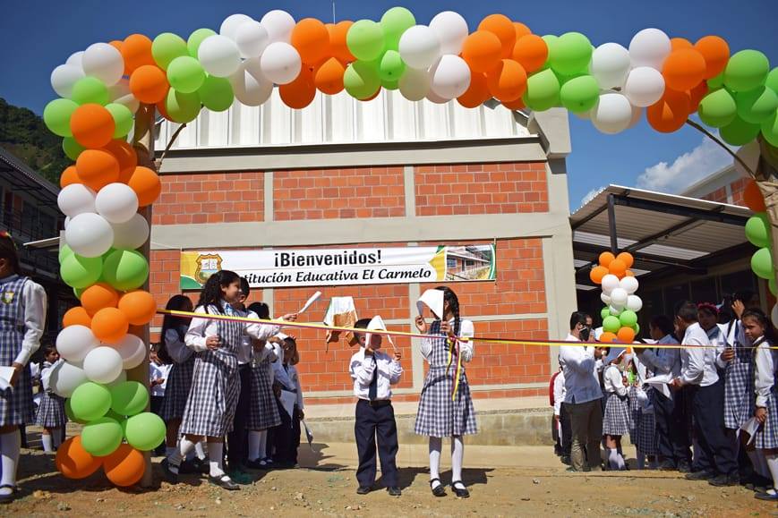 Ministra de Educación y Gobernador del Huila, entregaron obras de infraestructura educativa 6
