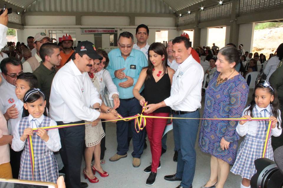 Ministra de Educación y Gobernador del Huila, entregaron obras de infraestructura educativa 4