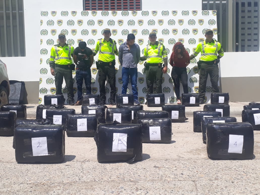 Tres cargamentos de estupefacientes, incautaron la Policía del Huila y Metropolitana de Neiva 5