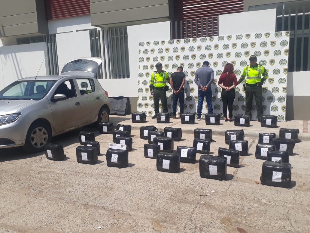 Tres cargamentos de estupefacientes, incautaron la Policía del Huila y Metropolitana de Neiva 4