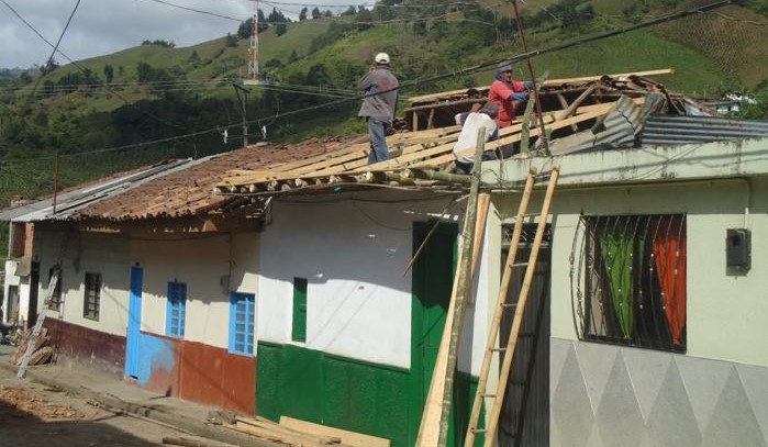 Proyecto de mejoramiento de vivienda urbana se cumple en Nátaga 3