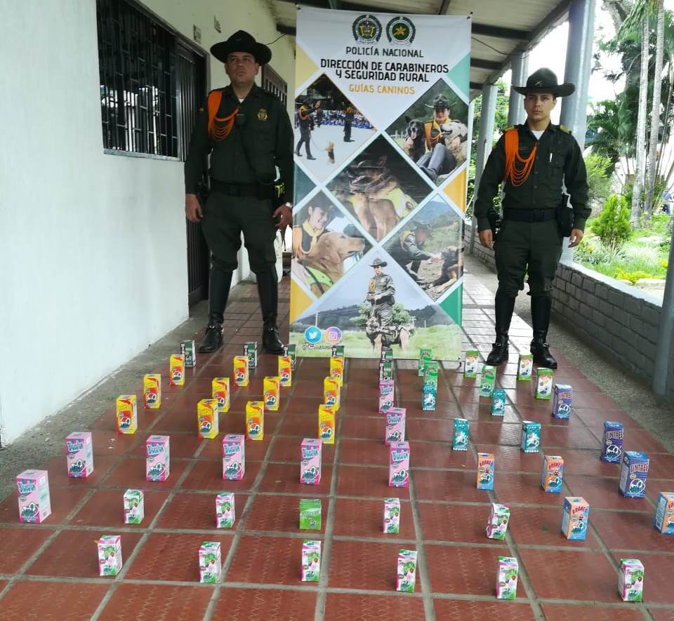 Incautan licor y medicamentos ilegales en establecimientos de Neiva 2