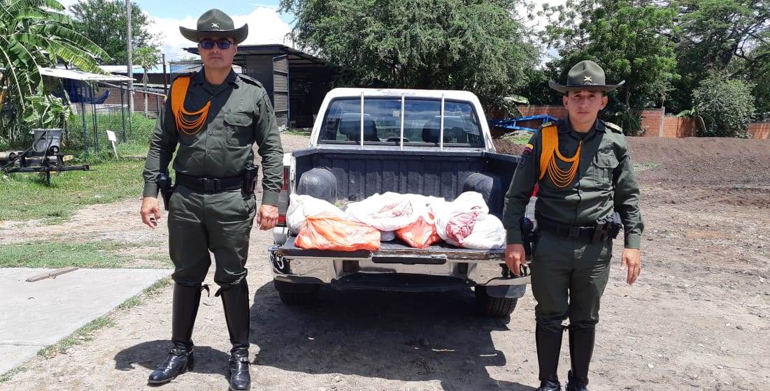 Incautación de carne bovina ilegal, hizo la Policía en dos barrios de Neiva 1