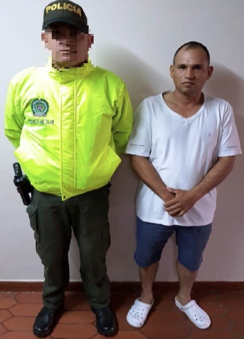 Fue enviado a la cárcel por presuntamente abusar de su propia hija 1