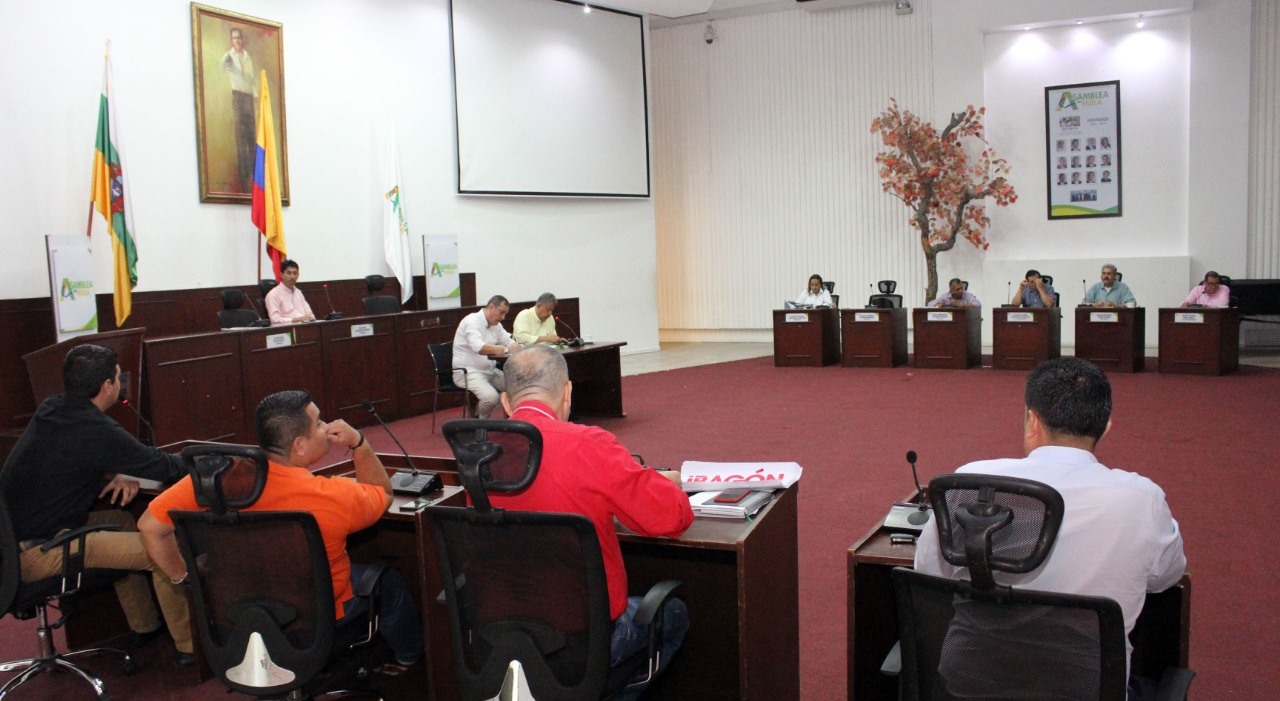 Mal servicio del PAE en La Plata, fue denunciado en la Asamblea Departamental 1