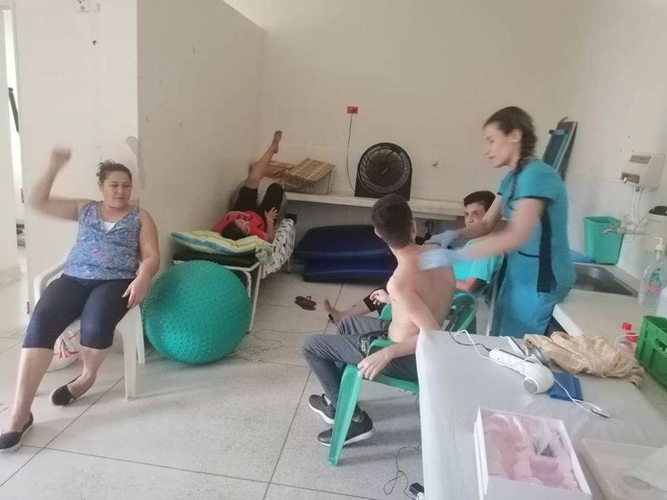Garantizan servicio terapéutico gratuito para la población discapacitada en Tarqui 3