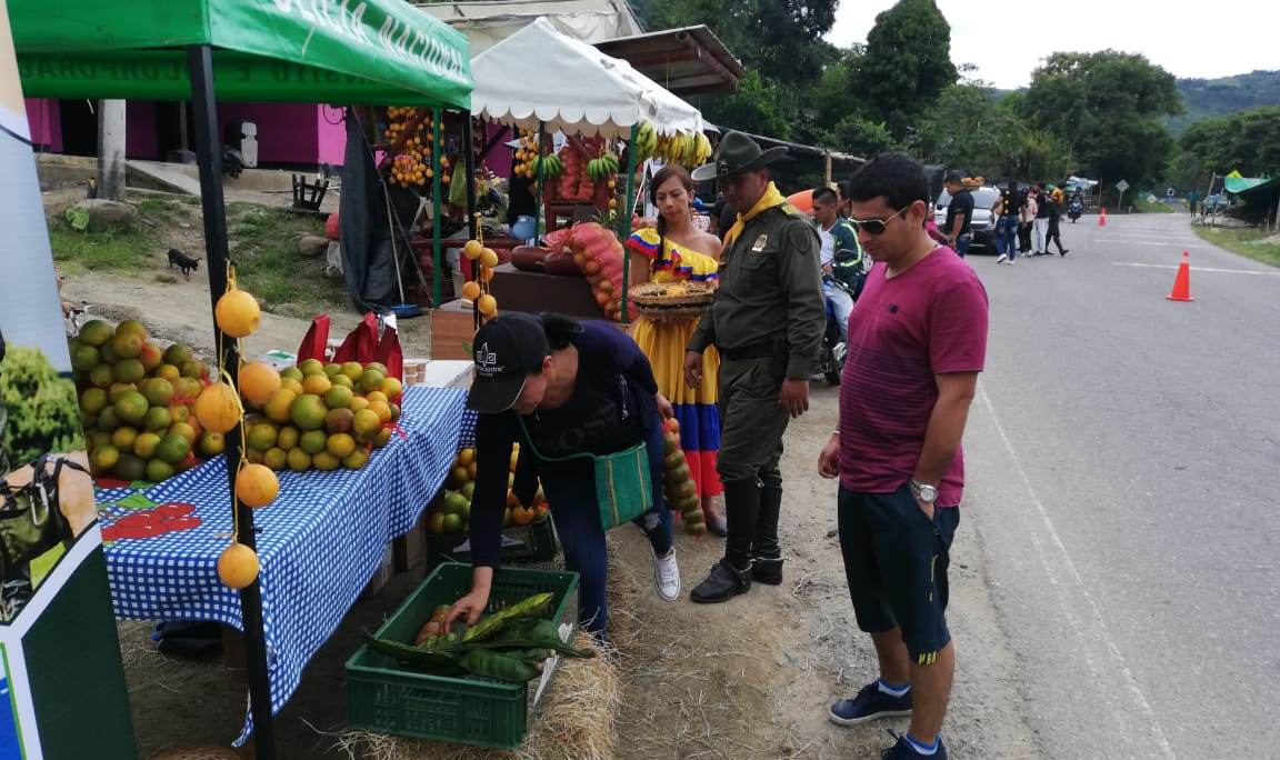 Vitrinas agro-productivas, estrategia para reactivar la economía rural en San Agustín 1
