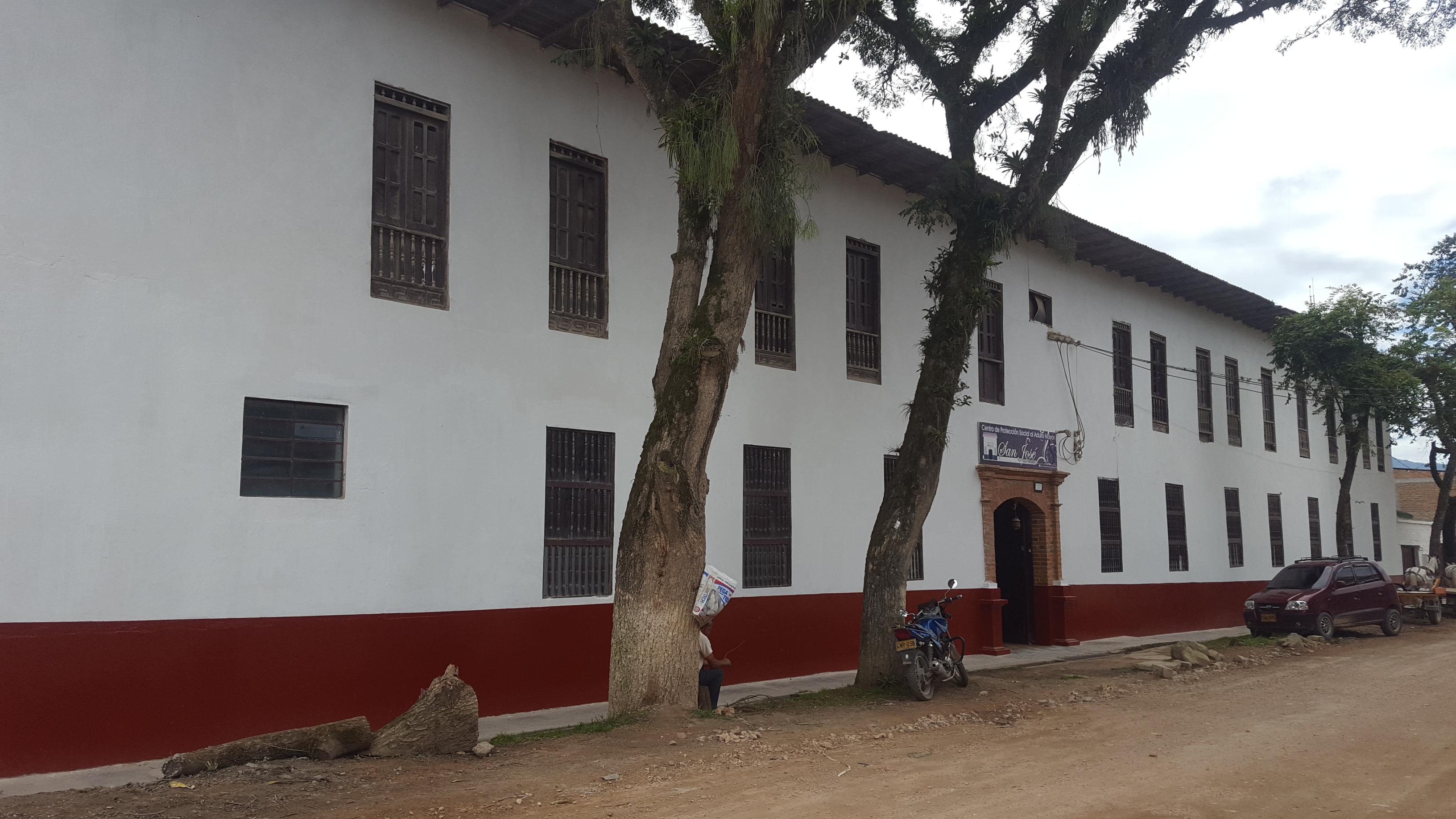 Asignan millonarios recursos para funcionamiento del ancianato de Pitalito 1