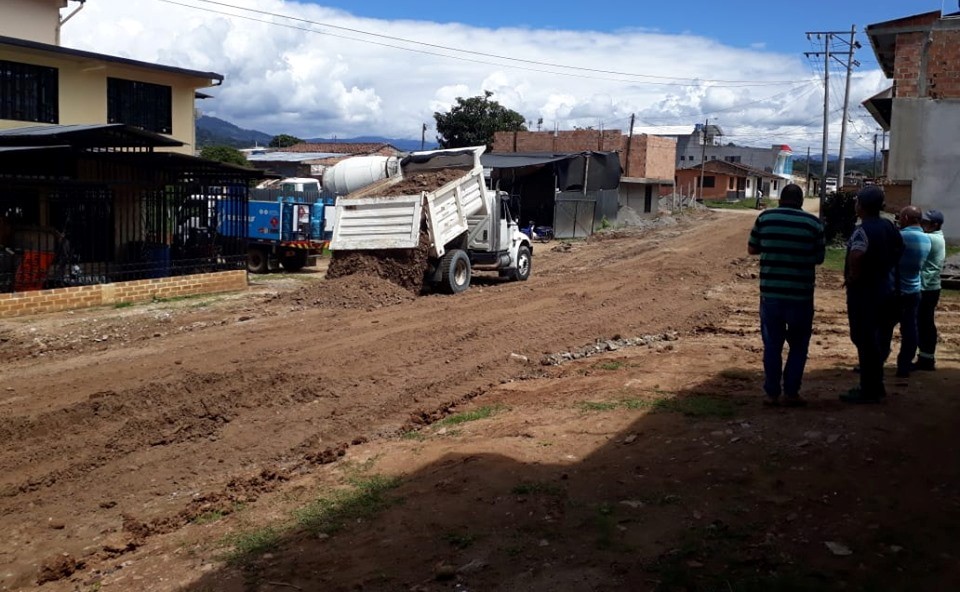 Tras meses de deterioro, fueron habilitadas calles urbanas en San Agustín 2
