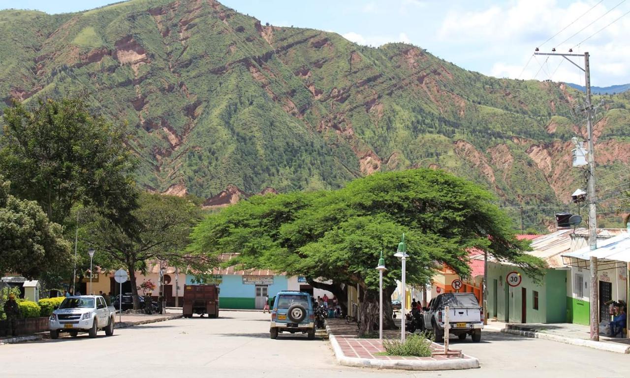 Maquinaria vial de Colombia Huila será sometida a reparación y mantenimiento 1