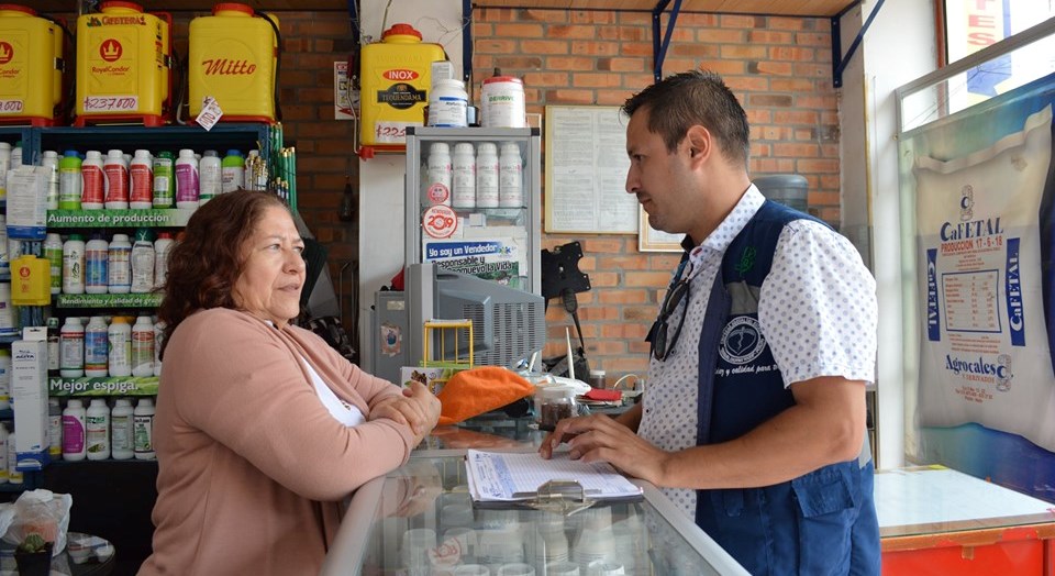 E.S.E Manuel Castro Tovar capacita a vendedores de agroquímicos en Pitalito 3