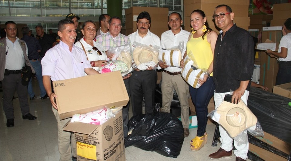 Trajes típicos e instrumentos musicales fueron entregados a municipios 5