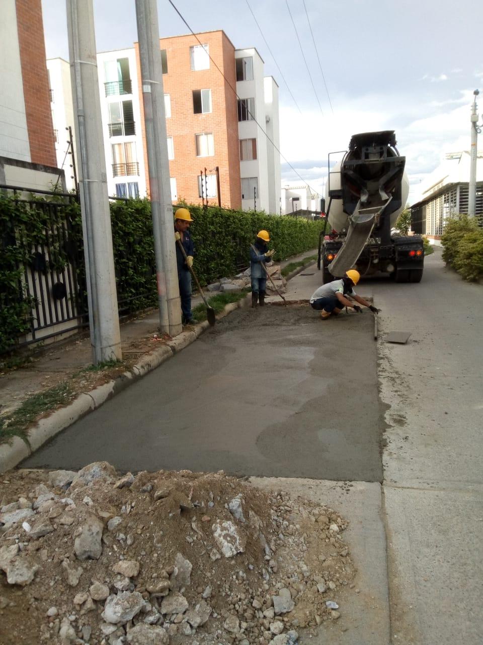 Taparán 250 grandes huecos viales en las diez comunas de Neiva 1