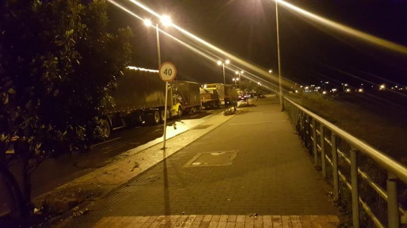 Gremio de camioneros en el Huila, se suma al paro nacional 1