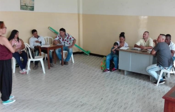 Programa Maestro Itinerante, capacita excombatientes de Farc en Garzón 1