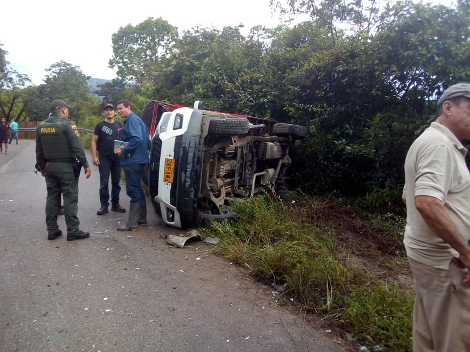 Mujer embarazada resultó lesionada al accidentarse en Teruel 1