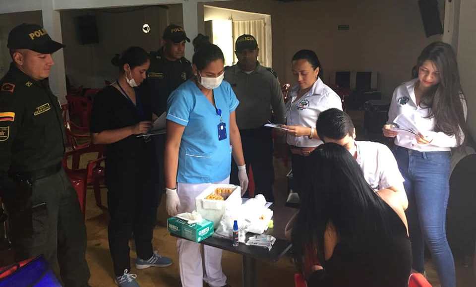 Pruebas para detección del VIH se realizan a trabajadoras sexuales en Suaza 3