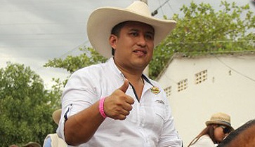 Video: Alcalde de Villavieja denunció amenazas contra su vida 1