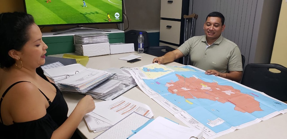 Pavimentarán diez nuevos tramos con placa-huella en Tarqui 2