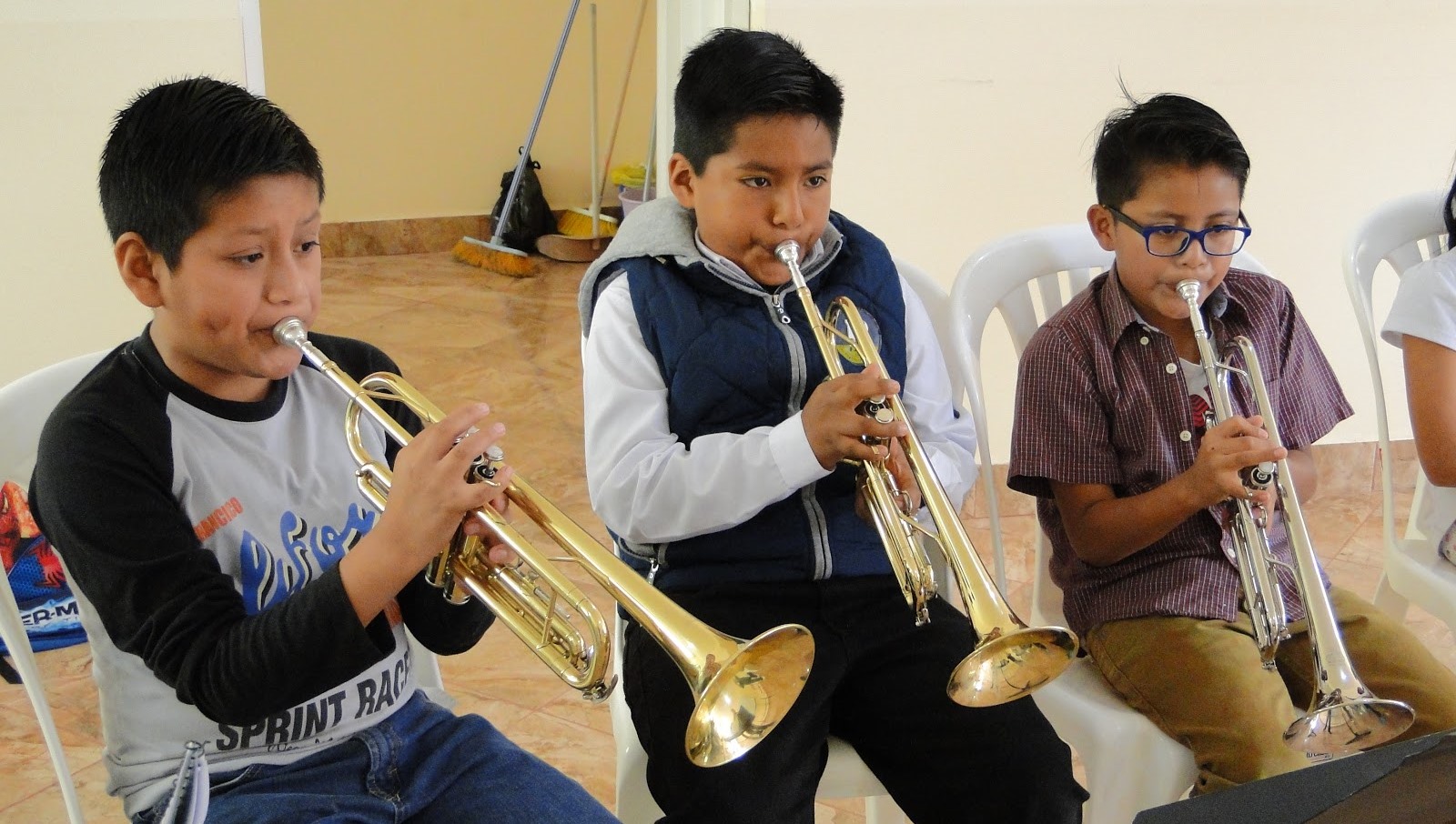 Convocan para formación musical a jóvenes de Garzón 1