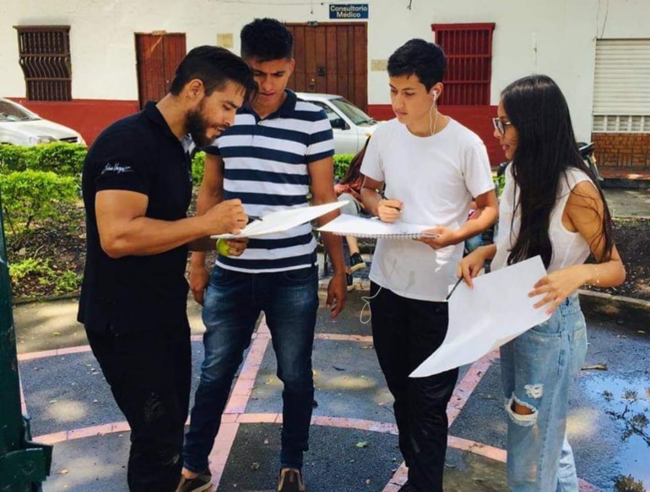 Pintor laboyano participará en encuentro de artistas en Europa 3