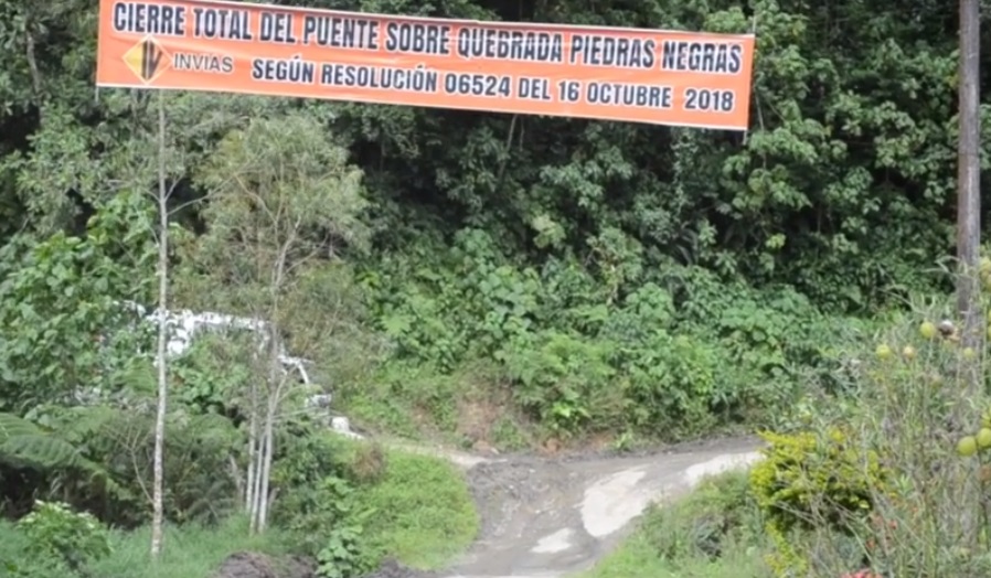 Intensas labores de recuperación y mantenimiento vial en Saladoblanco 3