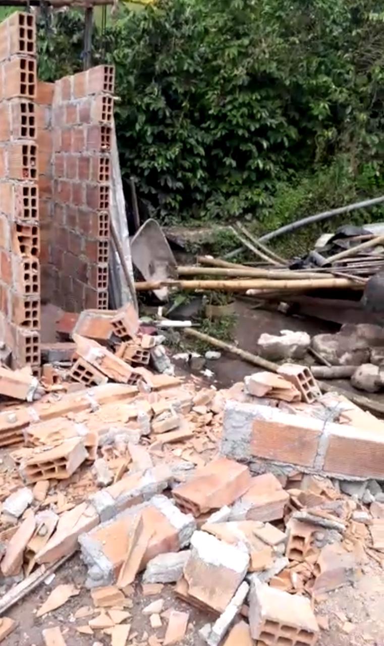 Video: Por orden de la Alcaldía, vivienda de indígenas fue demolida en Timaná 1