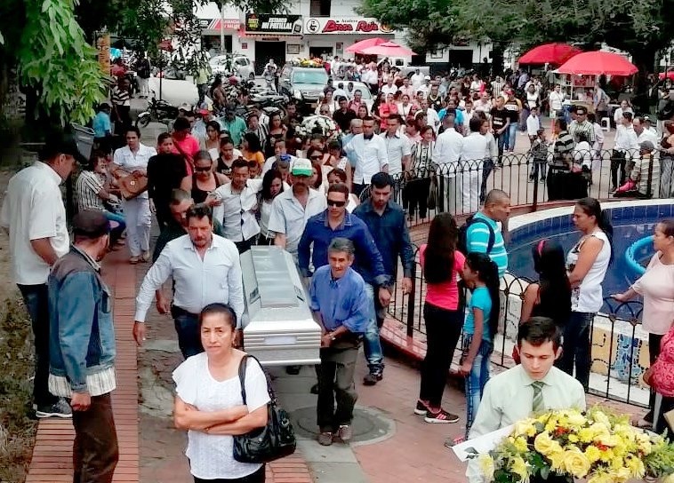 Gigante despidió a líder social asesinado el fin de semana 1