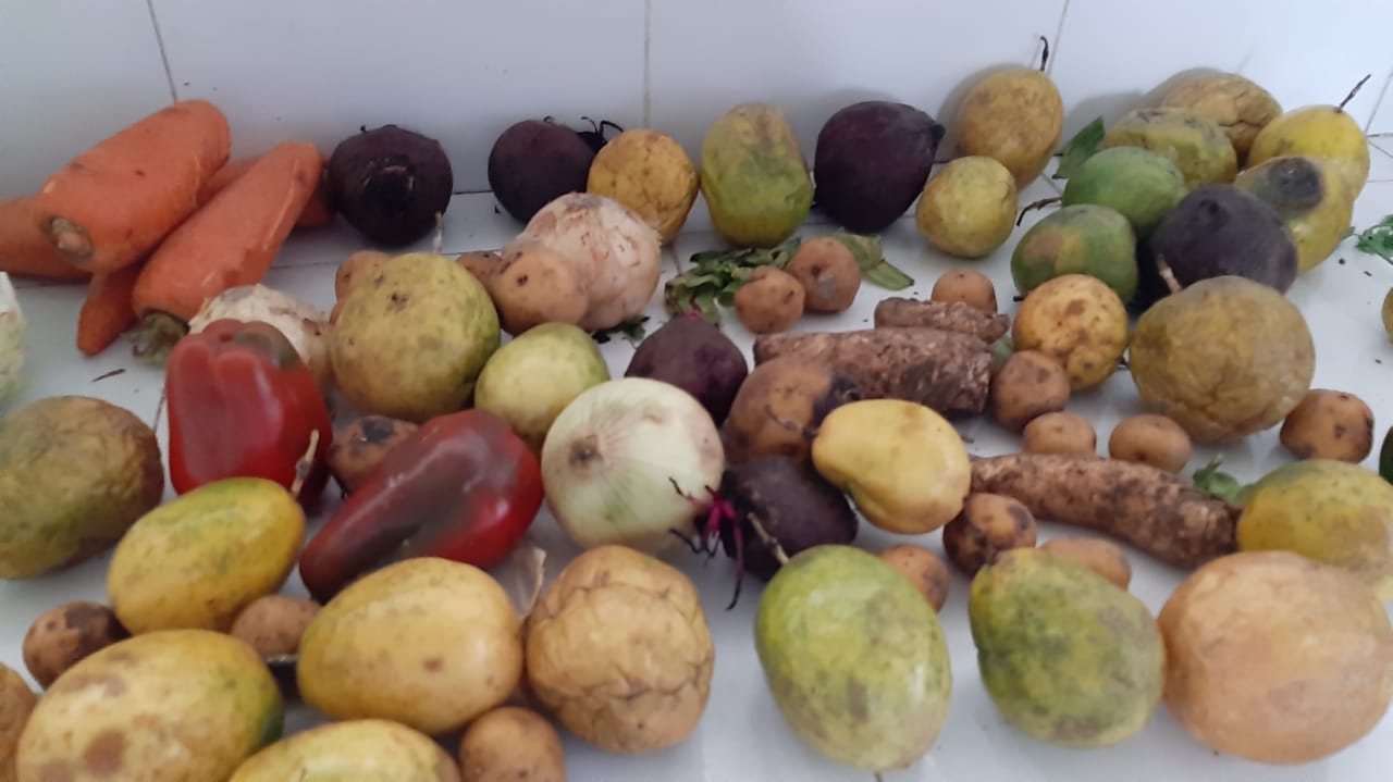 Denuncian al operador PAE que suministró alimentos de mala calidad en Elías 2