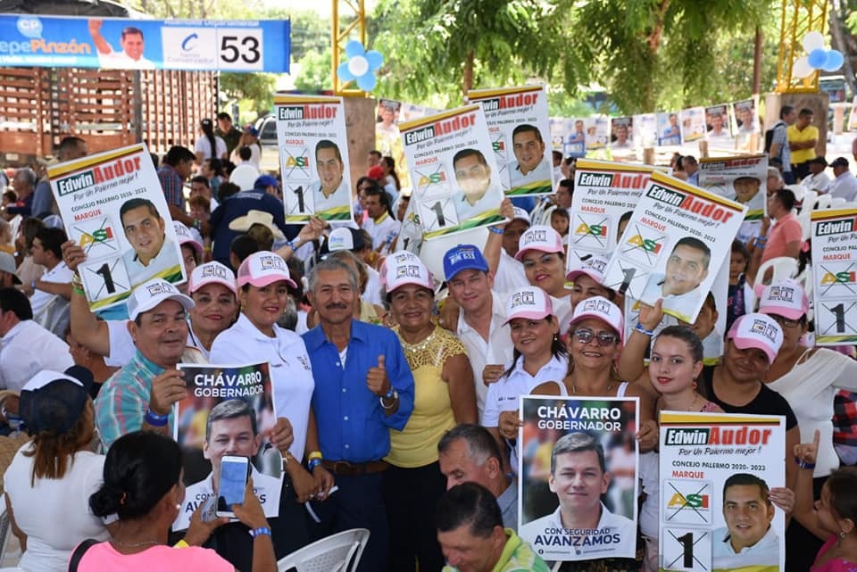 Chávarro comprometido con cafeteros del occidente del Huila 2