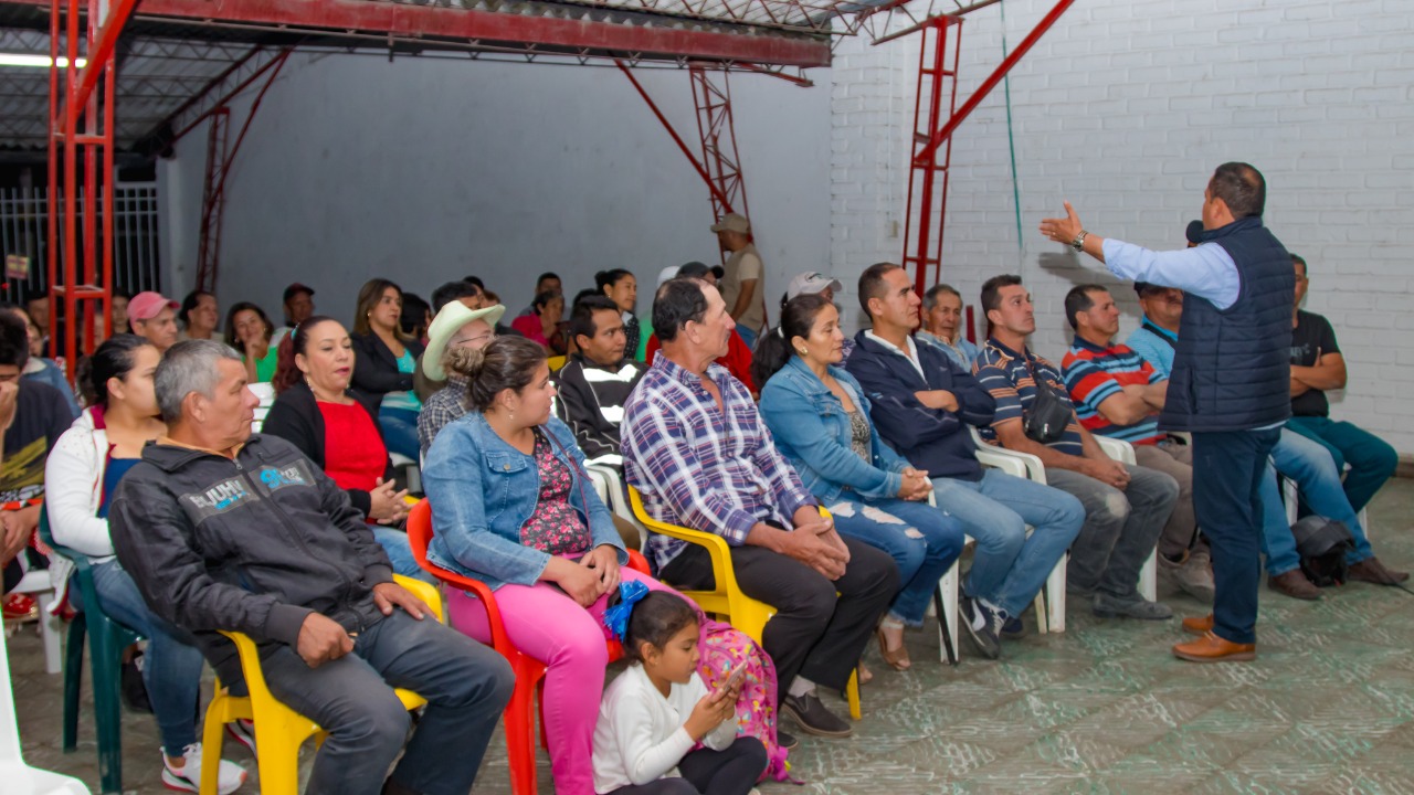 Líderes se organizan con Edgar Muñoz Torres 2