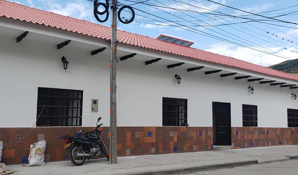 Concluidas obras de restauración del edificio municipal en Suaza 1