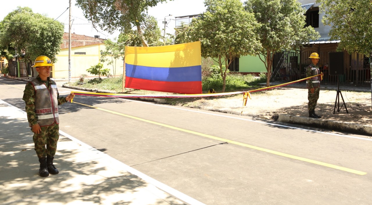 Convenio Ejército - Alcaldía, permitió pavimentar cinco tramos viales en Neiva 1