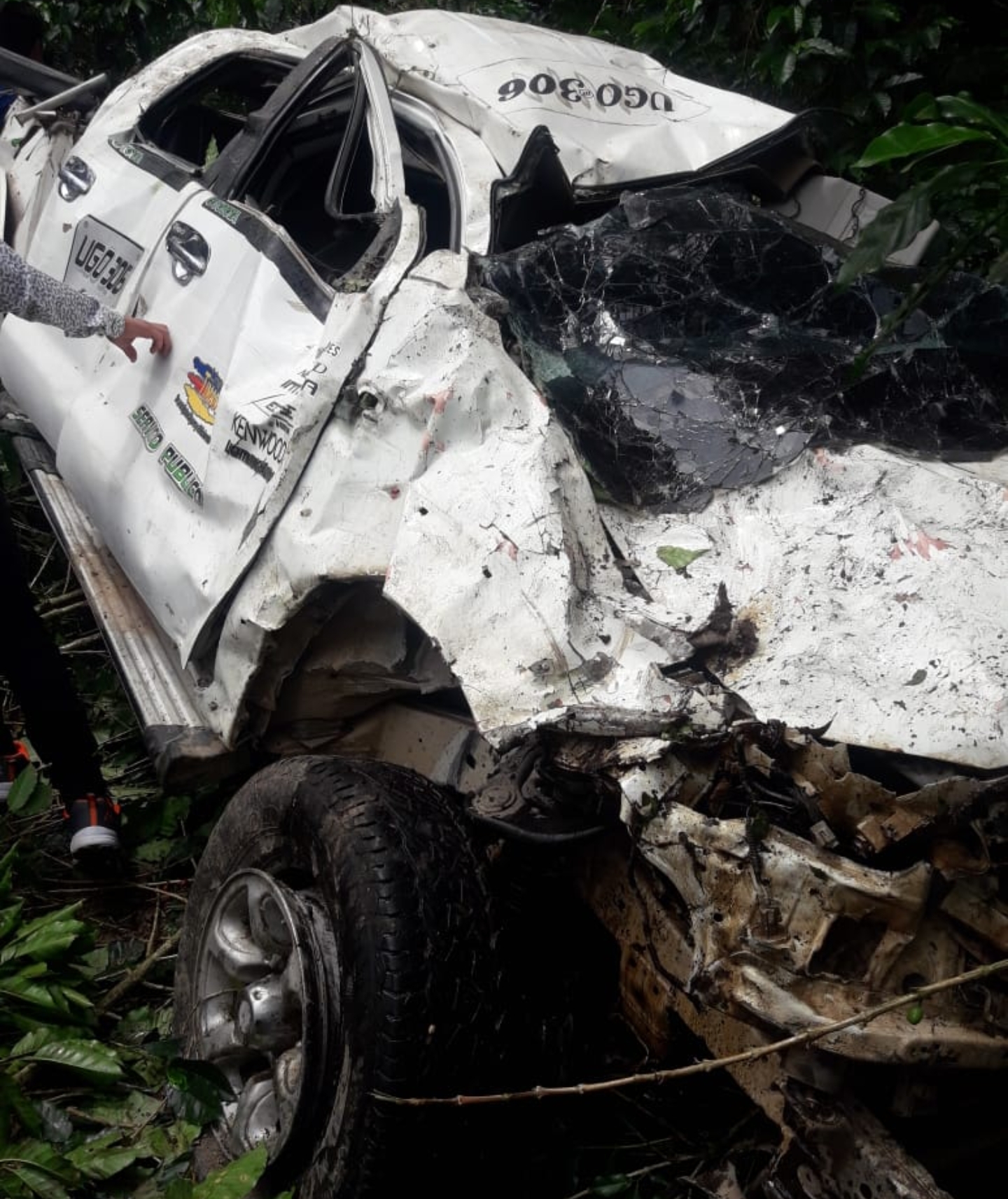 Tres heridos y un muerto al registrarse accidente en Alto Santa Bárbara Timaná 4