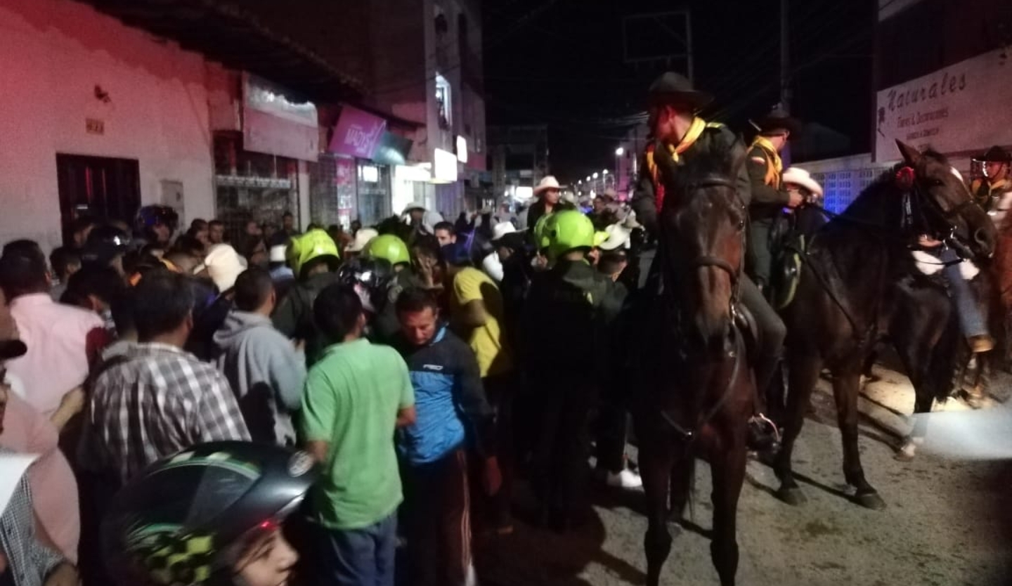 Intolerancia en Pitalito, caballista fue baleado en pleno desfile 3
