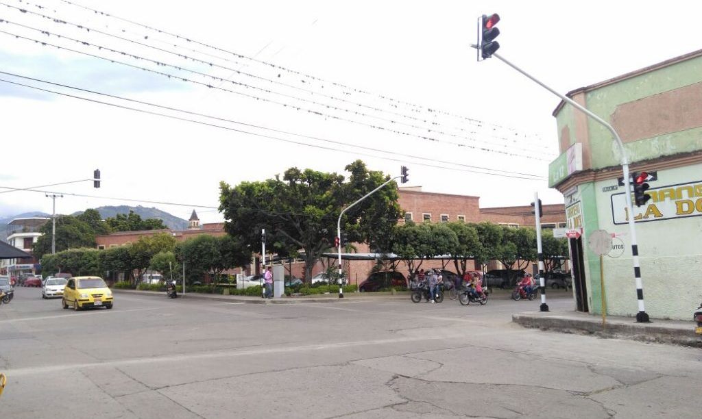 Comunidad de Garzón se queja por deficiencias en el sistema de señalización vial 4