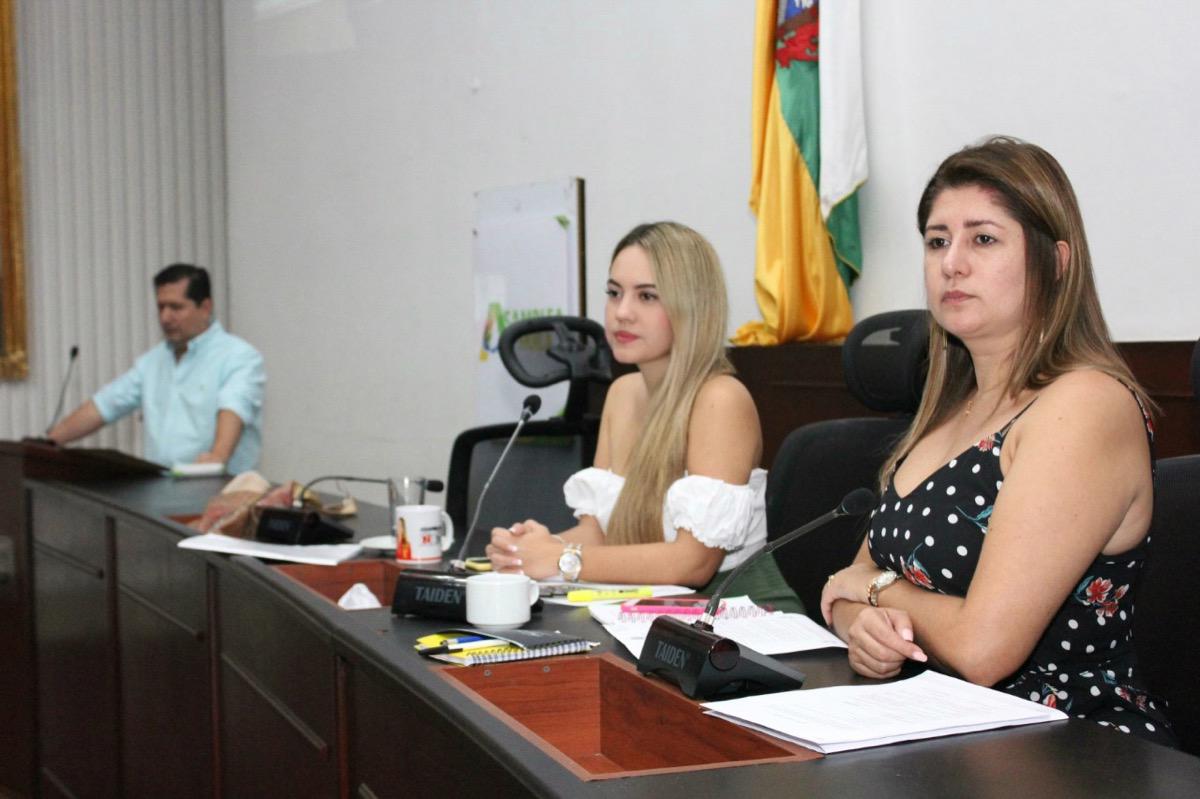 Gabinete del gobernador rinde informe de empalme en la Duma 2