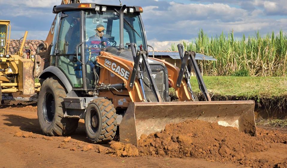 Inició construcción de cancha deportiva para cinco veredas de Isnos 2