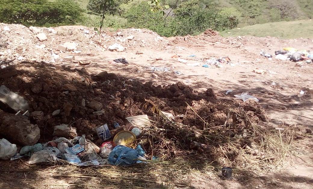 Denuncian contaminación en zona aledaña a Timaná 2